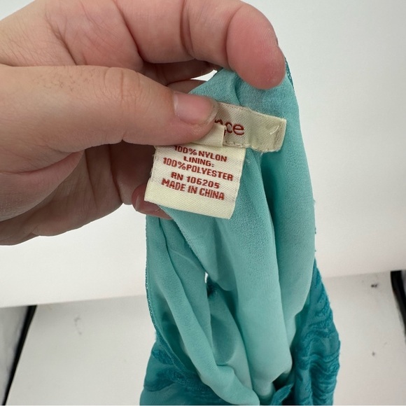 Sundance Blue Lace Floral Tank Top Size Small Spring Summer Basic - Picture 3 of 4